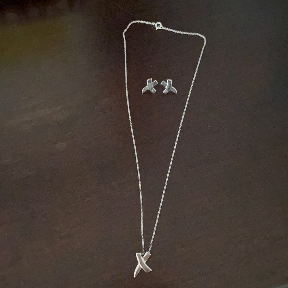 Silver necklace and earrings set